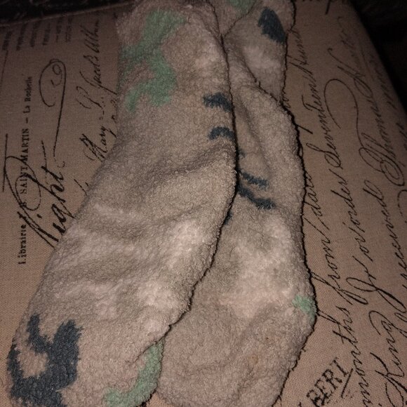 Final price pls can' tafford any more discount Accessories - warm and fuzzy socksFinal price pls can' tafford any more discount